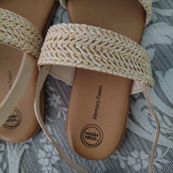 Wonder Nation Women's Woven Cream Sandals - Picture 4 of 4
